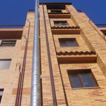 Edificio de viviendas en calle buendia, madrid. 2008